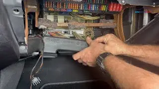 BMW General Control Module (GM3) Removal | 2000-2006 X5 (E53)