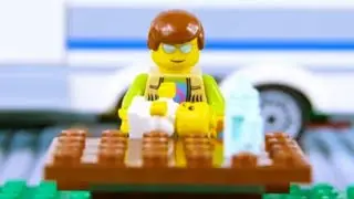 LEGO City Babysitting Fail STOP MOTION LEGO: Billy Bricks and the baby! | LEGO City | Billy Bricks