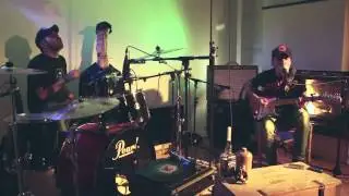 Stoner Train - Fireplace Session (live in Berlin, 2014)