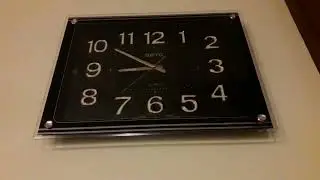 Struggling clock
