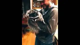 Отпусти!! Не хочу целоваться!!