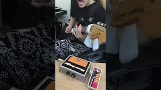 Rare VOX K-ON! Yui Hirasawa amPlug: Pop Punk tones and I get carried away (blink182 + Fall Out Boy)
