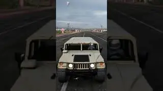 Driving HUMMER H1 Alpha in Forza Horizon 5