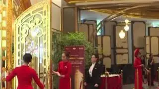 HOTEL MADE OF GOLD !