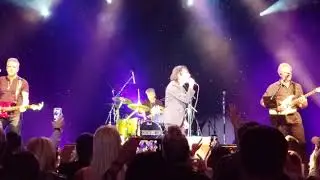 Journey Former Lead Singer, Steve Augeri rocking Coachella Valley with Sixwire