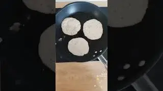 healthy oat pancakes ready in 5 🥞 #diet #nutrition #healthyfood #healthy #vegan #veganfood