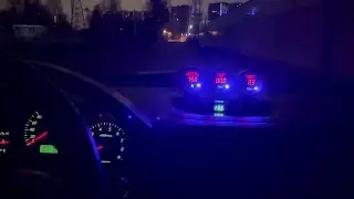 Красные показометры (будильники, датчики) Zombie47 Gauges при солнце и в темноте.