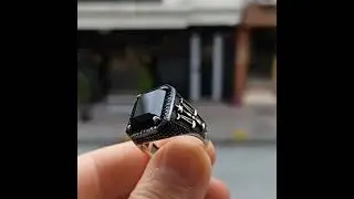 Серебряное стильное мужское кольцо со знаком зодиака весы с черным камнем
