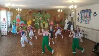 Алиса в стране чудес ДШИ №4 г Стаханов