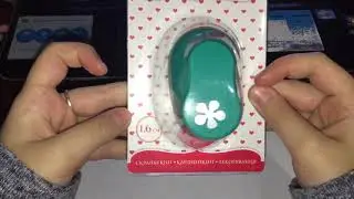 Фигурный дырокол цветок 1,6 см 880575