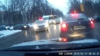 ДПС о1881 50  игнорирует нарушителя по встречке