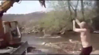 Экскаватор и дебилы