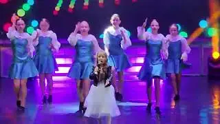 Алена Апина - Электричка  (cover by   Ксения Шаплыко) при участии танц. коллектива 