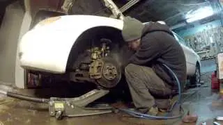 2002 Ford Taurus strut replacement + Torque Specs