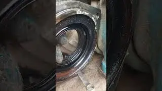 Установка двух сальников на полуось мтз