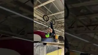 BACKFLIP DOUBLE BARSPIN on BMX!🔥 #shorts