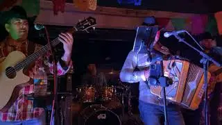 LOS VAGOS GRACIAS EN VIVO