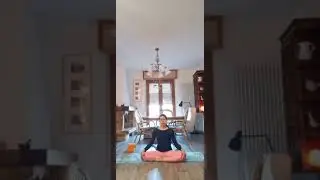 Lezione di yoga gratuita con sorpresa finale