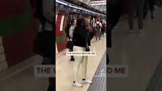 GIRL SINGS JESUS AT TRAIN STATION 🙏 (I Glad I'm not the only one doing this)