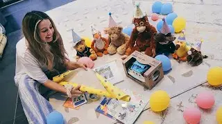 The Big Plan For Tomorrow & Family Presents | Vlogust Day 28
