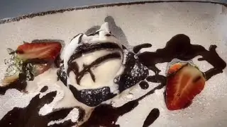 YUMM😍😍