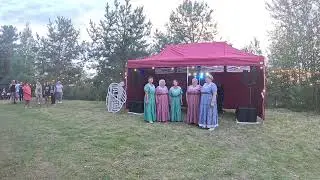На холме в Плейкшни  9 августа