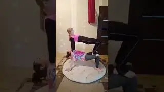 Ожидание - реальность. Парная гимнастика. Акройога в парах 😊 #shorts