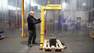Referencia: 12054-L / PORTAPALETS UÑAS MOVILES 1.000 KG.