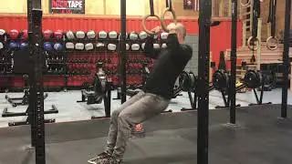 Seated Ring Pull Up