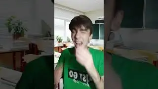 Когда твоя подруга часто чихает.Будь здорова! 