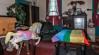 ABANDONED Victorian House With TONS Of Interesting Finds!
