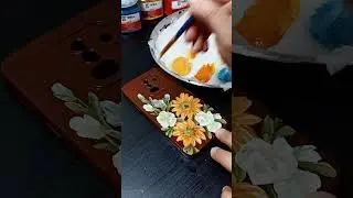Paint old phone case ,one stroke painting acrylic paint