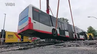 23.06.2021 - VN24 - Bus collapses into street after water pipe bursts
