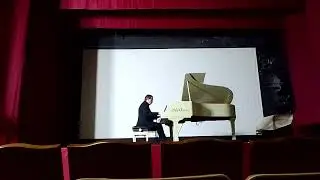Исполнитель Александр Осминин