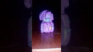 слепил фиолетового парня + youtooz #лепка #fnaf