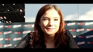 Containment's Hanna Mangan Lawrence at NYCC 2015
