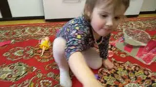РАСПАКОВКА ИГРОВОГО НАБОРА МАЛЕНЬКАЯ МОДНИЦА