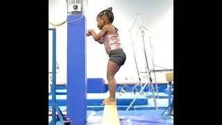 Little Girl Walks On Gymnastic Balance Beam While Dancing - 1184800