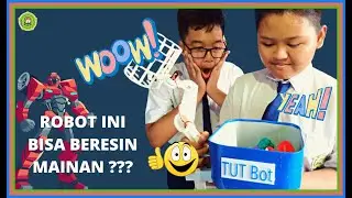 Robot tidy up toys | Robot merapikan mainan