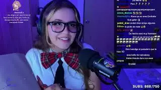 Ni con el face reveal esquiva las burlas sobre su frente (y ser sumisa)| @Emikukis