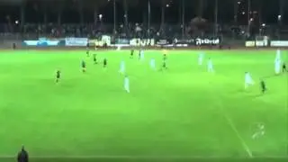 Забил с свой ворота с центра (Football player has scored an own goal from midfield)