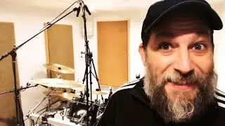 5 REASONS TO PLAY DRUMS (RATHER THAN GUITAR)