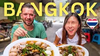 IF YOU COULD ONLY EAT ONE TOM YUM IN THAILAND 🇹🇭 Must Try $1.50 GIANT NOODLES in Old Town Bangkok