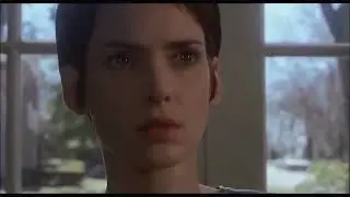 Angelina Jolie & Winona Ryder ❤️ Girl, Interrupted_7R4V7IuSguo #000