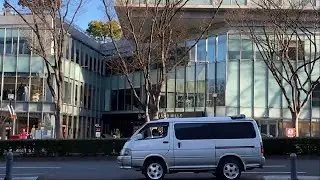 Omotesando Tokyo tour in a Toyota HiAce!!