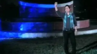 عراقي أنا       علي حاتم
