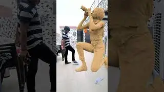 Dekhiae is bacche ko Murti ko laat maarte Hain Murti Tut Gaya #Murti #shots #video 🥰🥰🙏