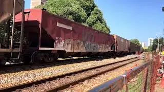 Trem de cargas gerais da EFVM