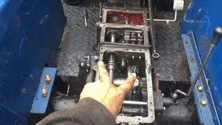 Repair of gearbox and rear axle on mini tractor Rusich 224 (Chuvashpillar)