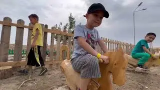 Атыраулық полицейлер балалар үйінің тәрбиеленушілерін этно-саябаққа апарды